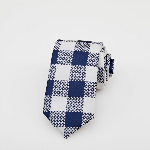 Cravată gri cu carouri bleumarin